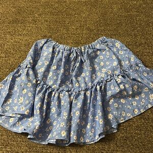 Cute blue with flowery designed skirt. Size: Medium from SHEIN